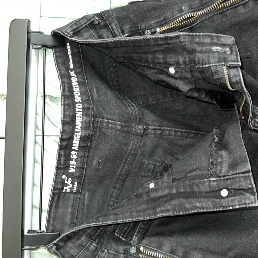 Great pair of black jeans